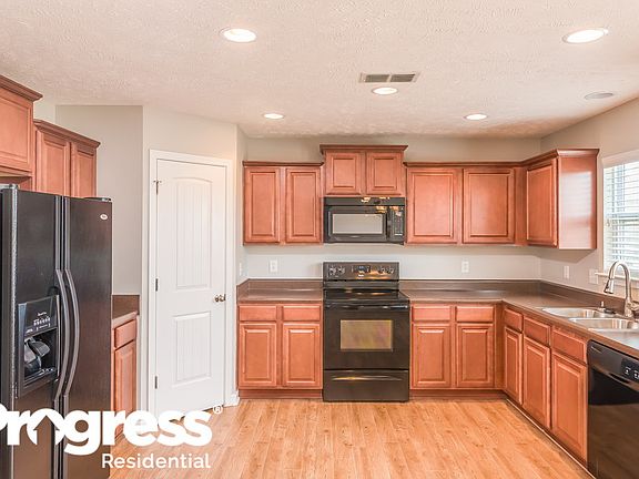 5th image of 1716 Colyn Ave