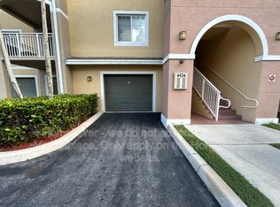 6426 Emerald Dunes Dr APT 306, West Palm Beach, FL 33411