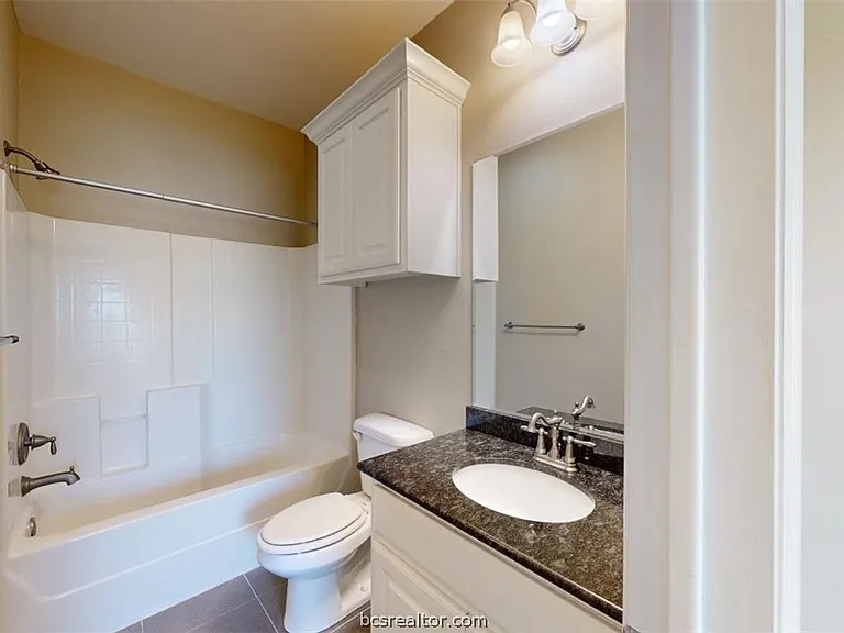 2706 Horse Haven Ln — Photo 24