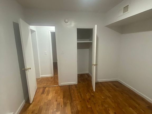 3rd image of 349 E 193rd St #Basement