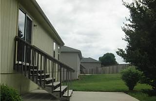 3rd image of 3010 SW Shadow Brook Dr