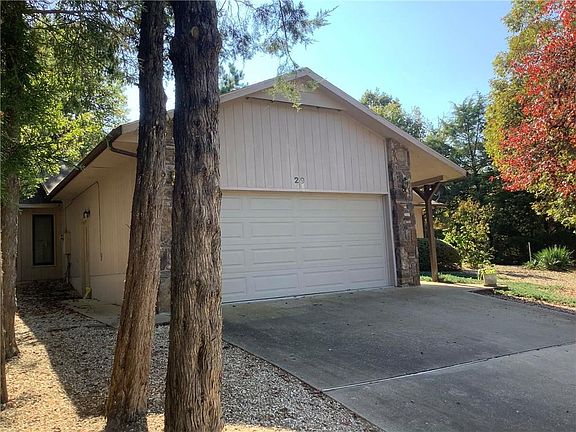 2nd image of 29 Branchwood Dr