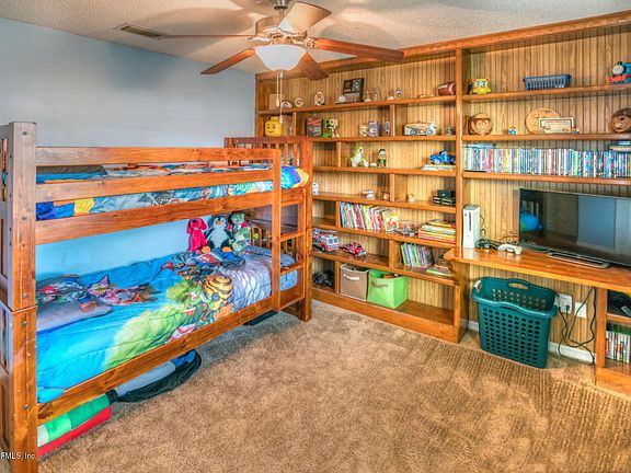 5th image of 8471 Everest Dr