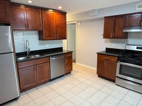 8222 Grand Ave #2A, River Grove, IL 60171