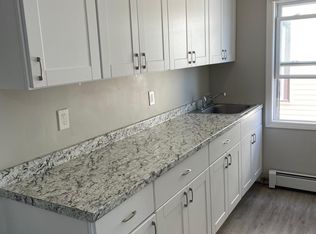 44 Grape St #4, Providence, RI 02908