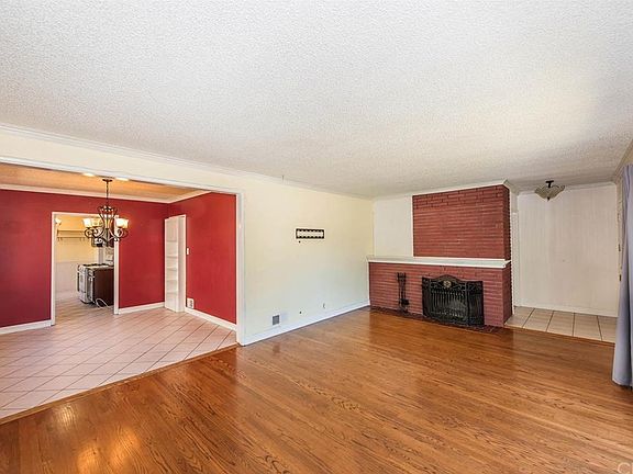 5th image of 822 E McFadden Ave