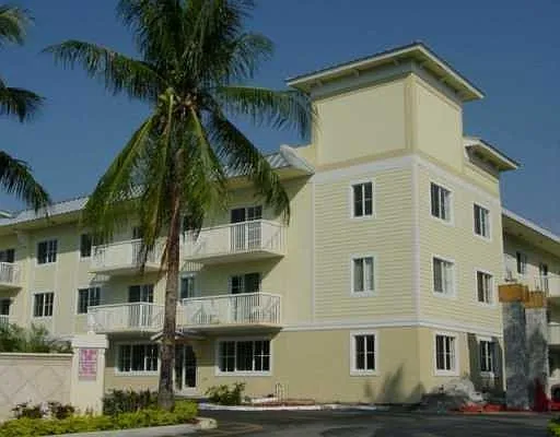1515 E Broward Blvd #305 — Photo 28