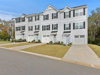 107 Brooklane Ct, Easley, SC, 29642