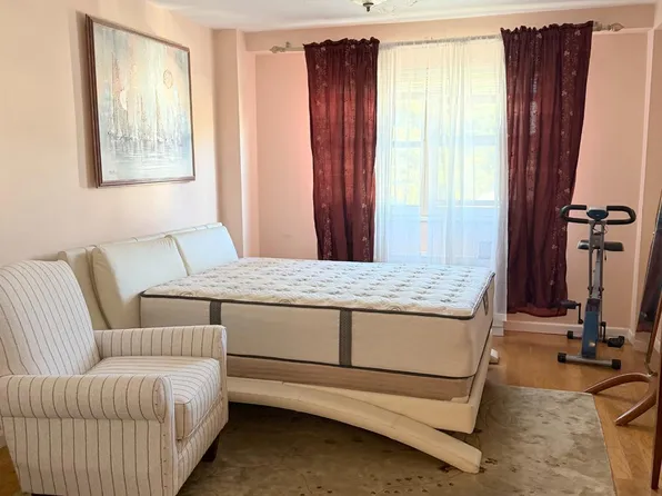 123 S Adelaide Ave APT 2D, Highland Park, NJ 08904