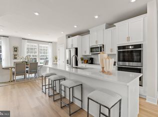 1807 Cherry Birch St, Dumfries, VA 22026