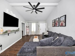 201 Amy Dr, Huntsville, AL 35811