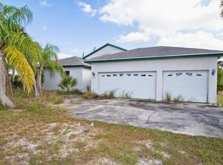415 Detjens Dairy Rd, Venus, FL 33960