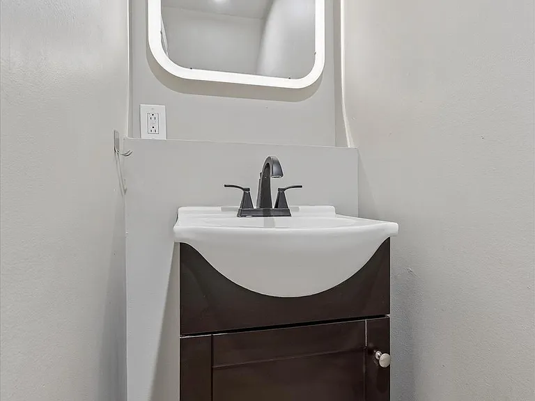1117 Rosalie St #1 — Photo 21