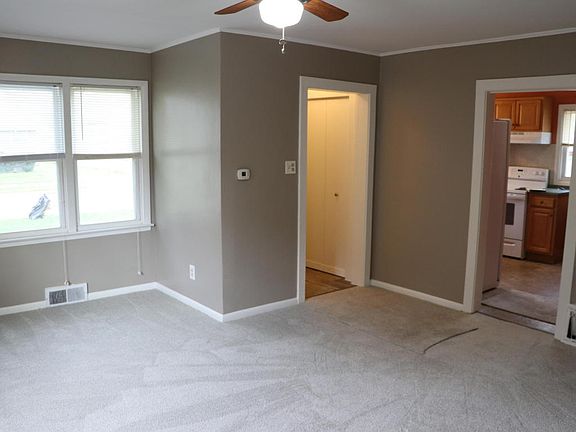 4th image of 1120 Bishop Ave