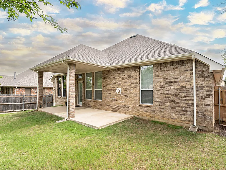 1417 Lowes Farm Pkwy — Photo 27
