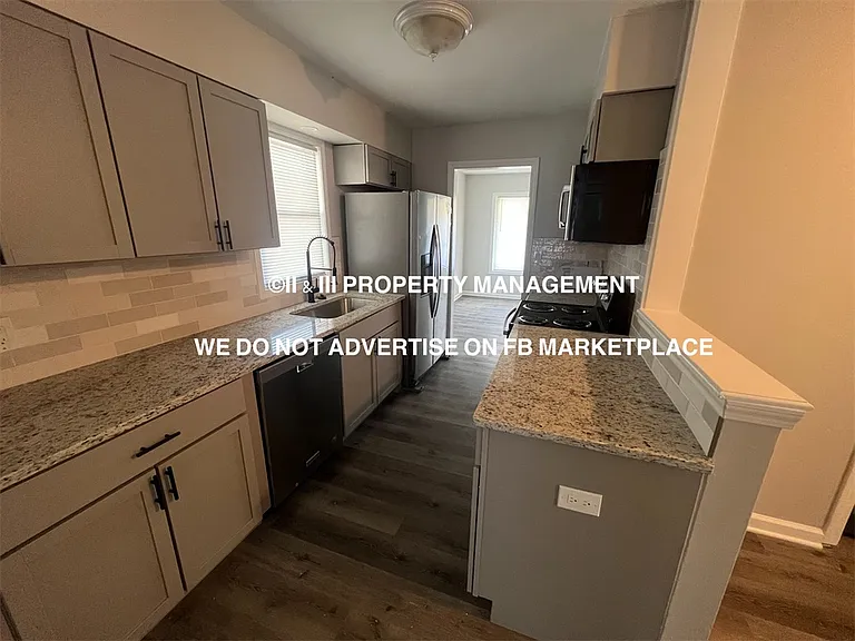 488 N Neconi Ave — Photo 7