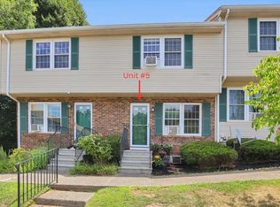 1 Countryside Ln #5, Middletown, CT 06457