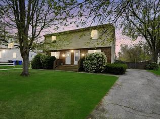 49-51 Tulsa St, Springfield, MA 01118