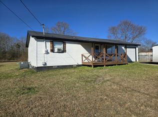 131 N G St, Hillsboro, TN 37342