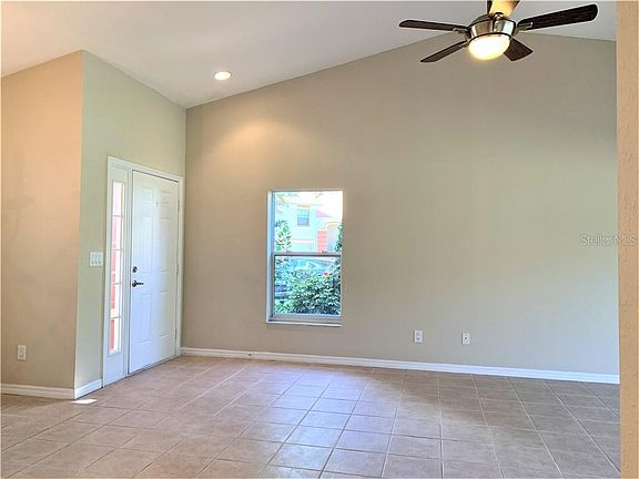 3rd image of 5404 Admiral Way #11
