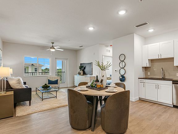 2nd image of 1040 Clearwater Largo Rd N #203