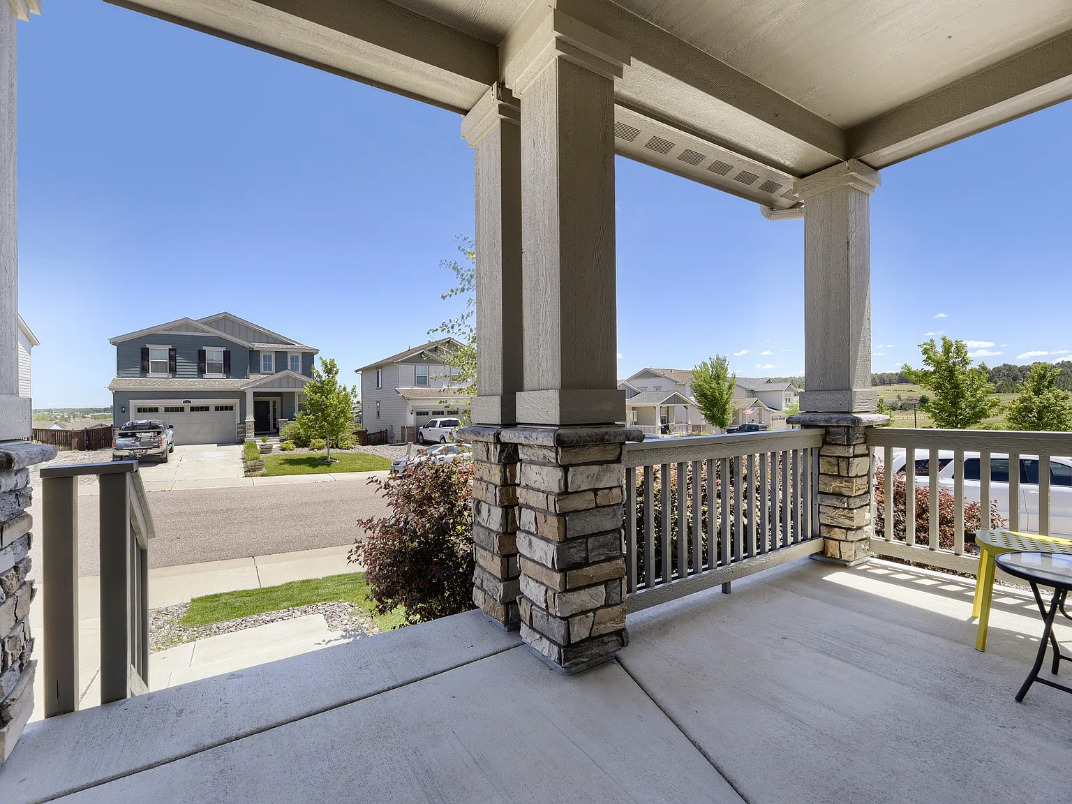 4 bed, 2.5 bath, 2377 sqft, $3,075 — Photo 4