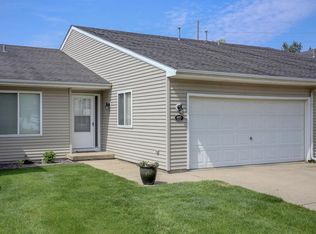 403 Irvine Rd #0, Champaign, IL 61822