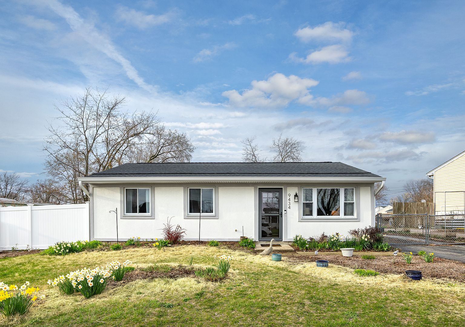 n.♡ 9434 Ash St, Mokena, IL 60448 | Zillow