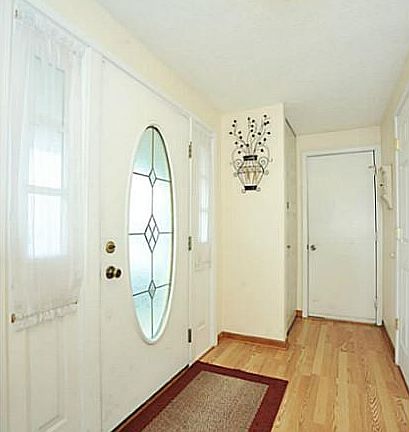 3rd image of 1003 Balsam Dr