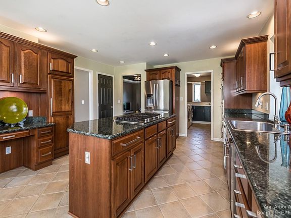 5th image of 5011 Cavendish Ct