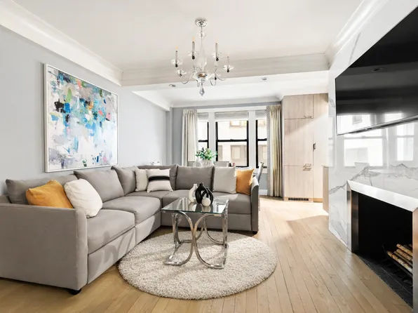 220 East 73rd Street image 1 of 11