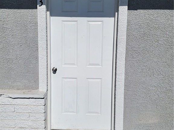 3rd image of 210 W New York Ave #5