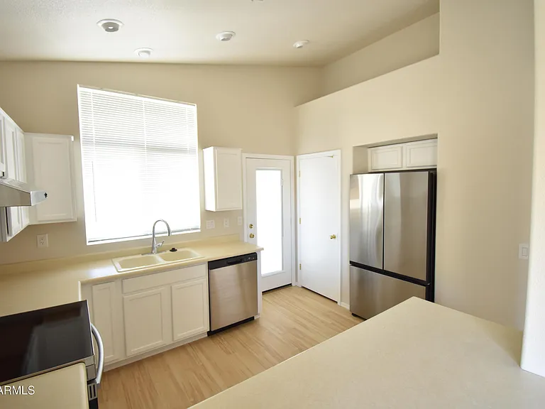 3511 W Morse Ct — Photo 6