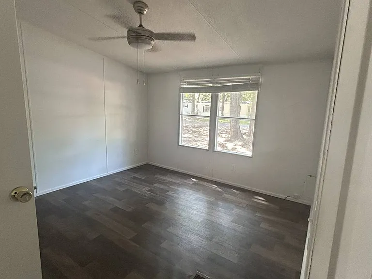 25 Westgate Cir — Photo 7