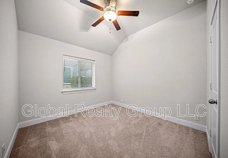 11518 Hollering Pass — Photo 25