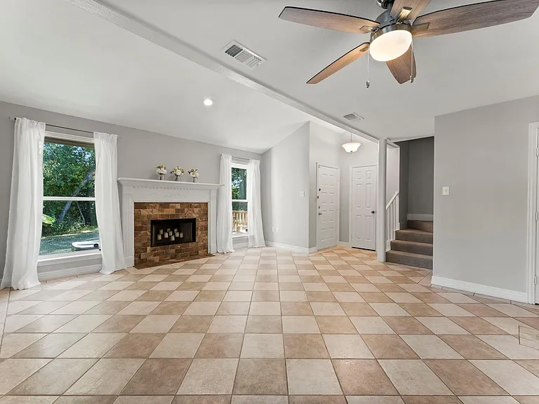 71 Hideaway Dr — Photo 10