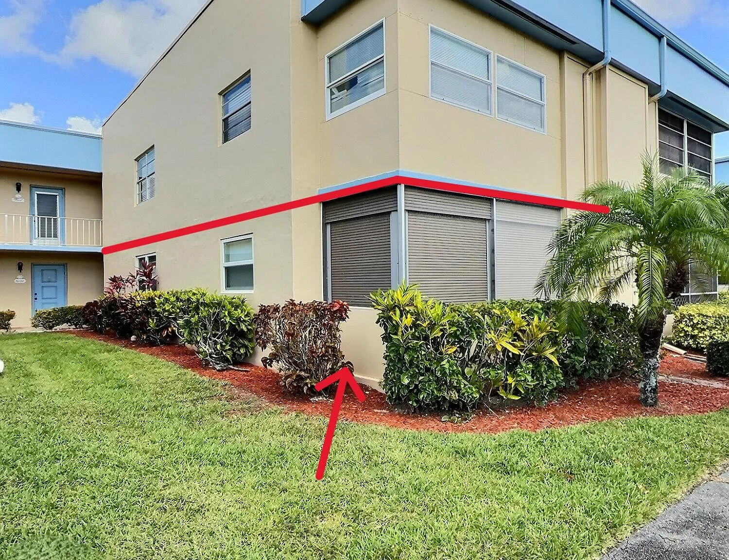1 bed, 1.5 bath, 760 sqft, $2,200 — Photo 1