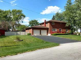 600 Willow St, Frankfort, IL 60423
