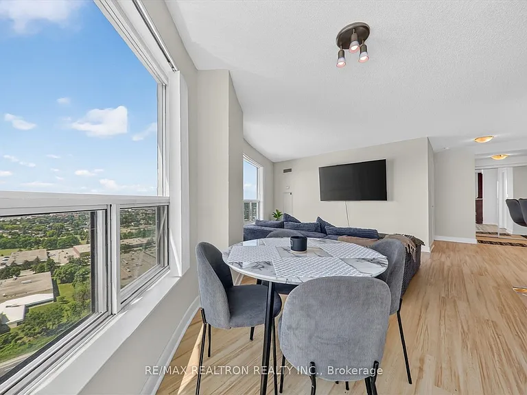 36 Lee Centre Dr #3111 — Photo 12