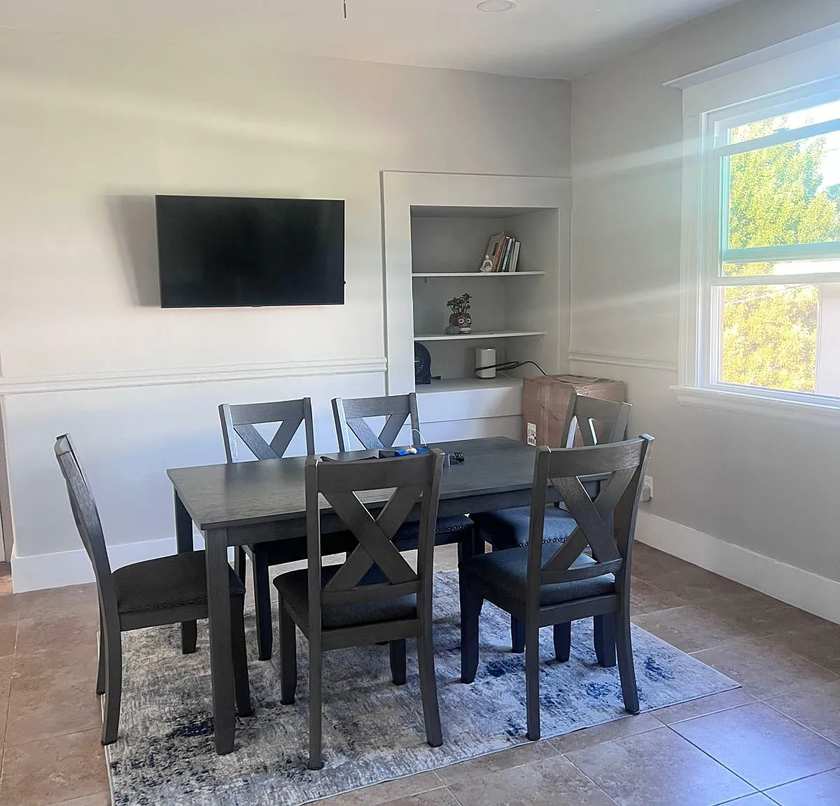 Skyye: Furnished big room in vibrant Berke!ey — Photo 4