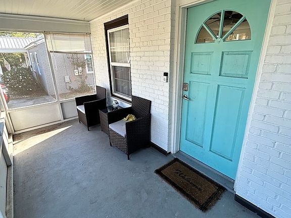 2nd image of 1507 W 10th Ct
