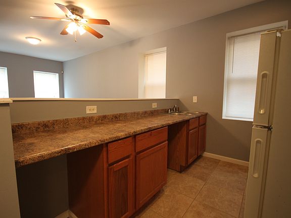 5th image of 3306-3308 California Ave #A
