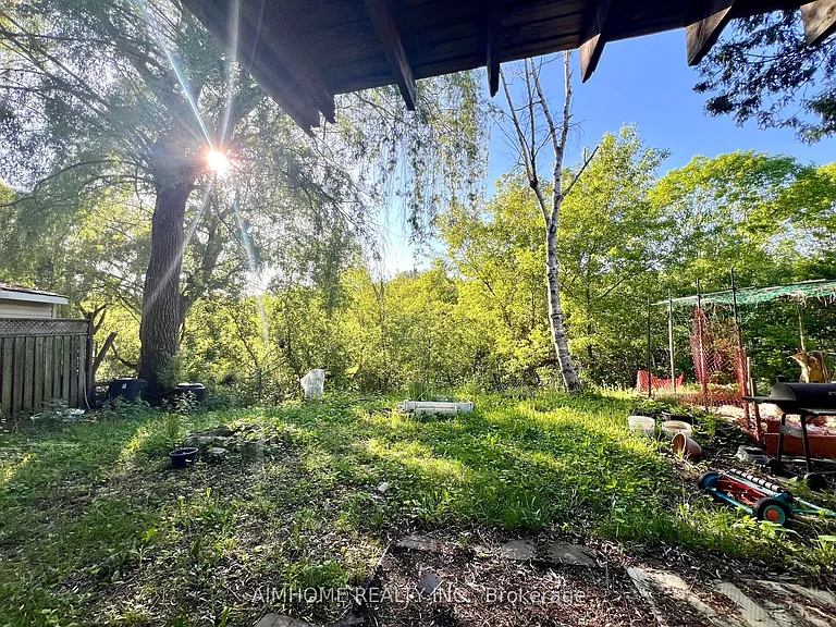 74 James Gray Dr #BASEMENT — Photo 16