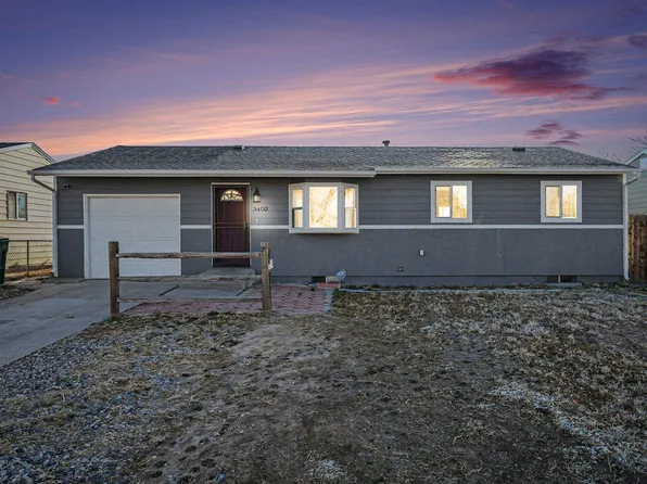 3402 Montrose St, Evans, CO 80620