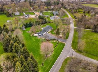 0S405 River Glen Rd, West Chicago, IL 60185