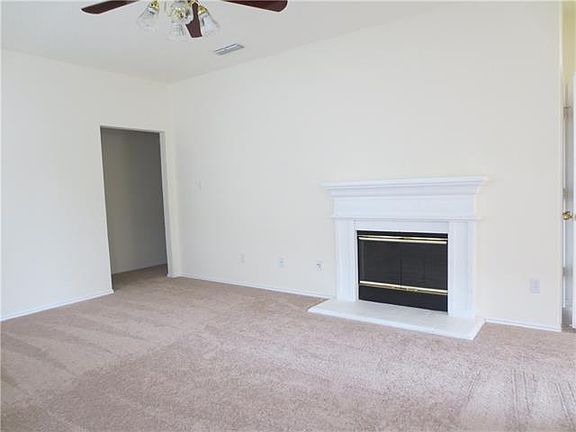 5th image of 7104 Park Creek Cir E