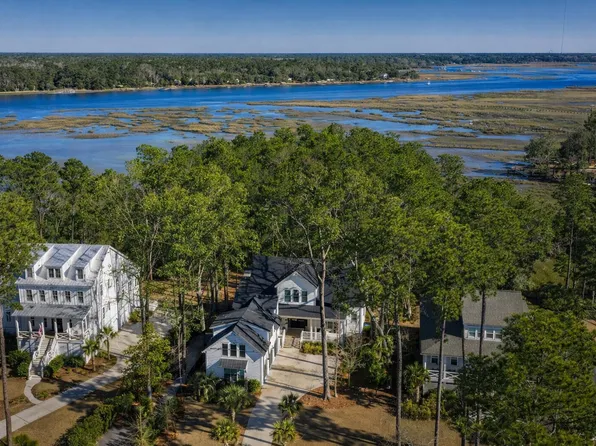 3891 Sawyers Island Dr, Mount Pleasant, SC 29466