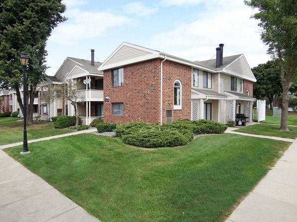 1607 Westminster Dr APT 208