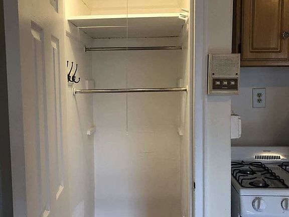 5th image of 623 W End Ave APT 4A
