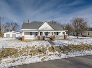 12004 Main St, Centertown, MO 65023